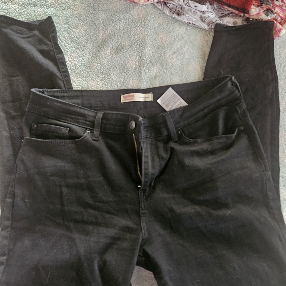 Levi's Black Skinny Jeans